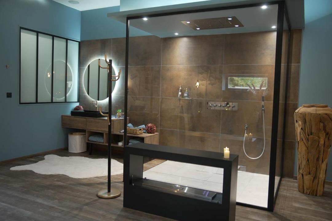 Photo of Others in Tetaigne