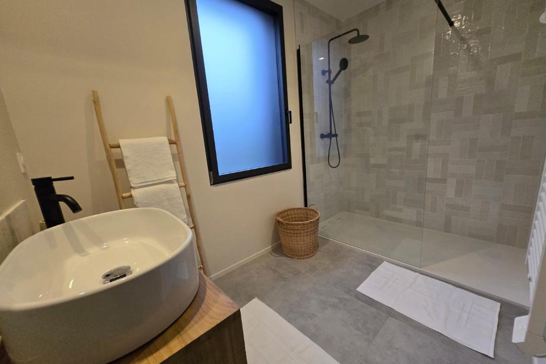 Photo of Bathroom in Milly-la-Foret