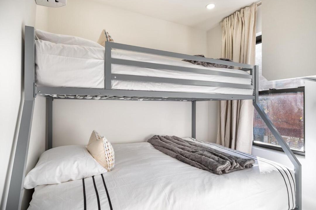 Photo of Bedroom in Williamsburg