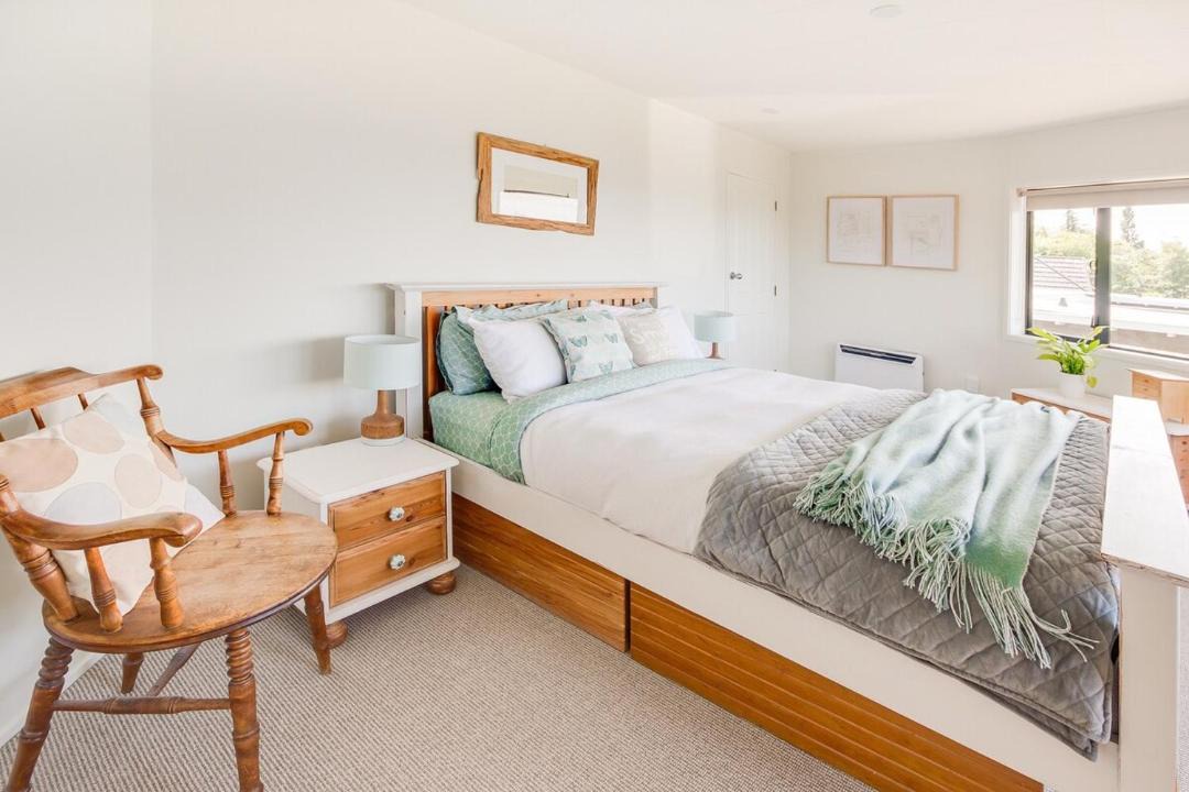 Photo of Bedroom in Acacia Bay