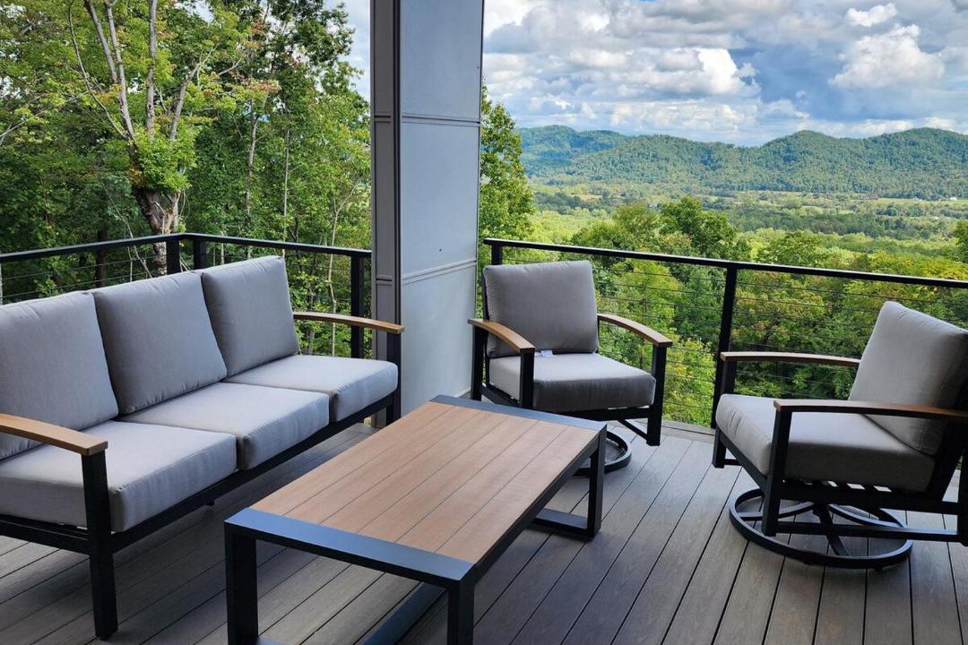 Photo of Patio Balcony in Wintergreen