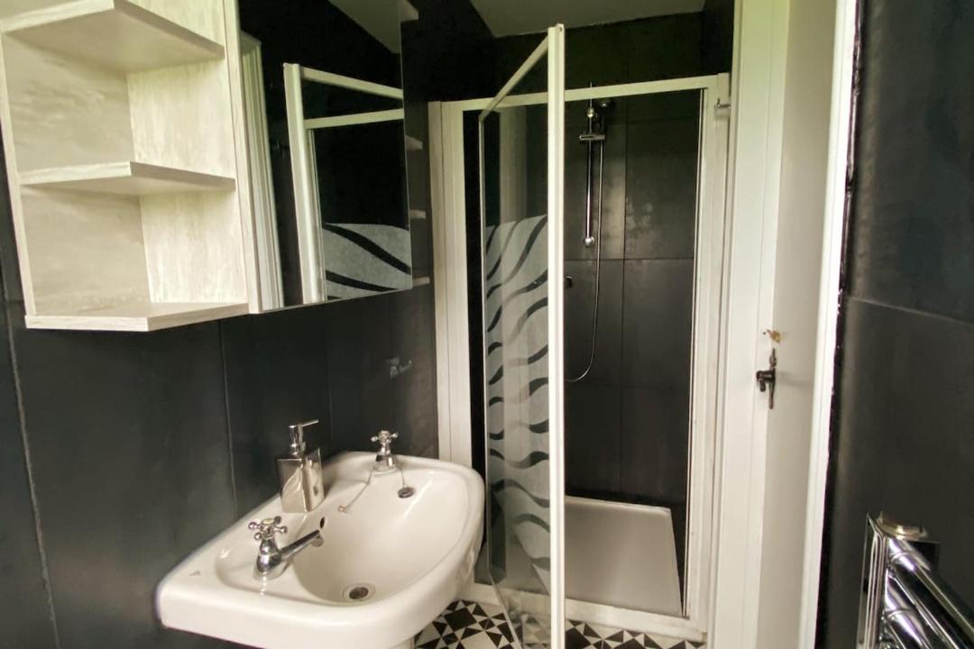 Photo of Bathroom in Easton Royal