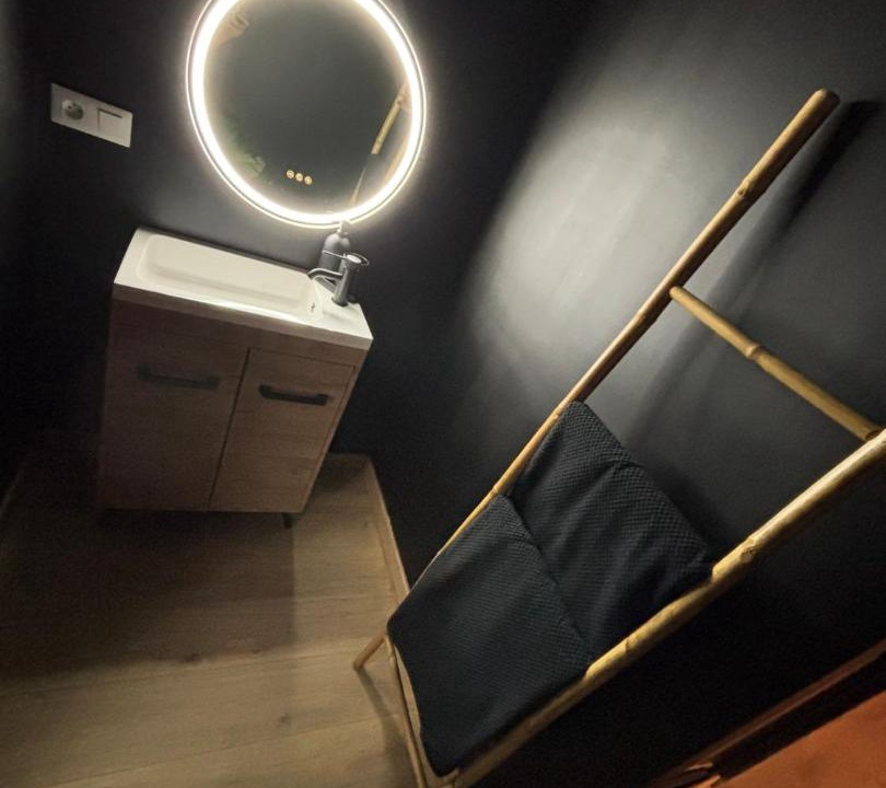 Photo of Bathroom in Pont-de-Veyle