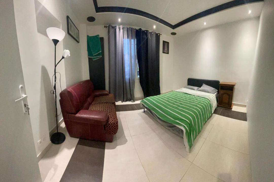 Photo of Bedroom in Argenteuil