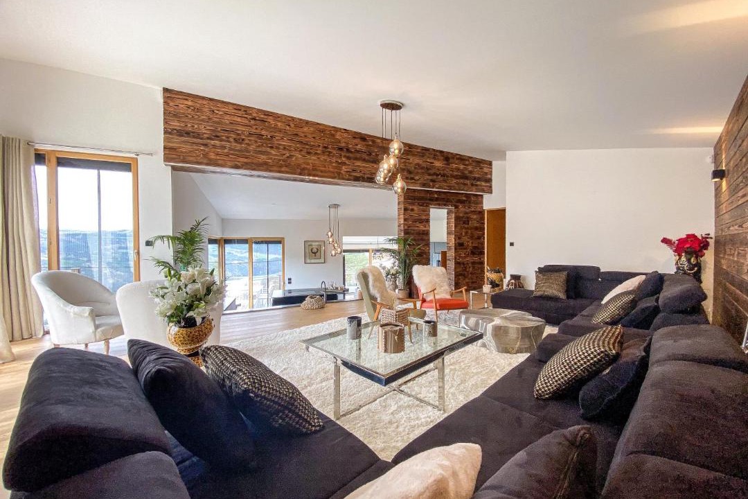 Photo of Livingroom in La Salle-en-Beaumont