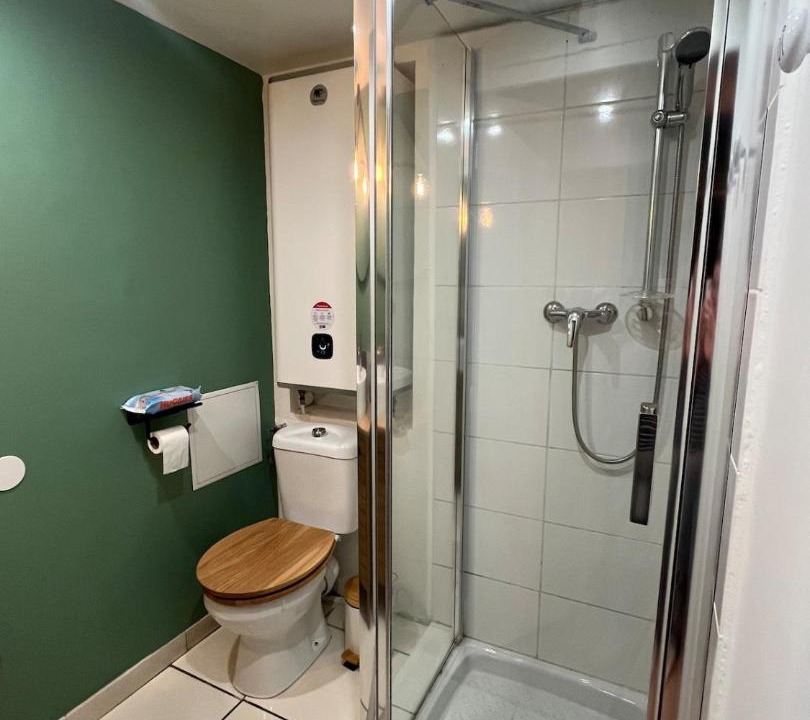 Photo of Bathroom in Barjols