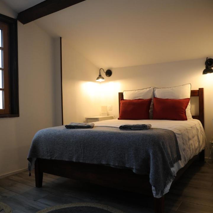 Photo of Bedroom in Sare