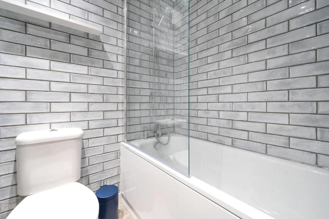 Photo of Bathroom in Fleet