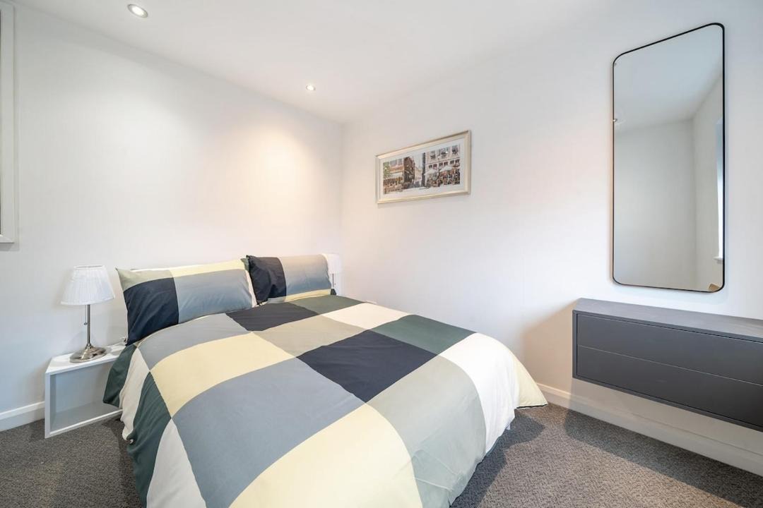 Photo of Bedroom in Fleet