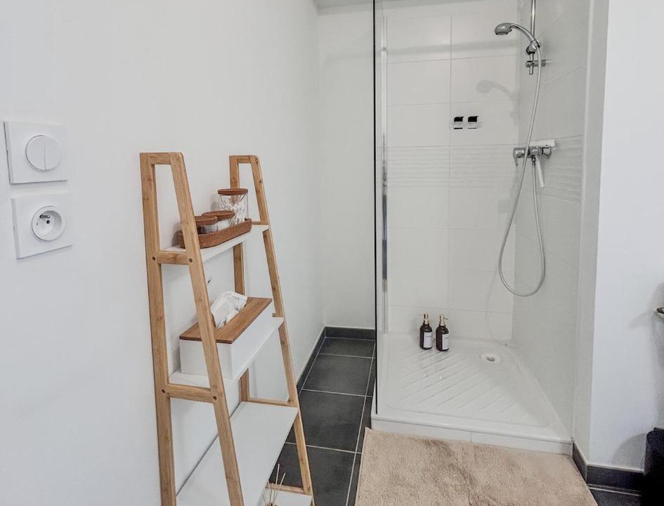 Photo of Bathroom in Decines-Charpieu