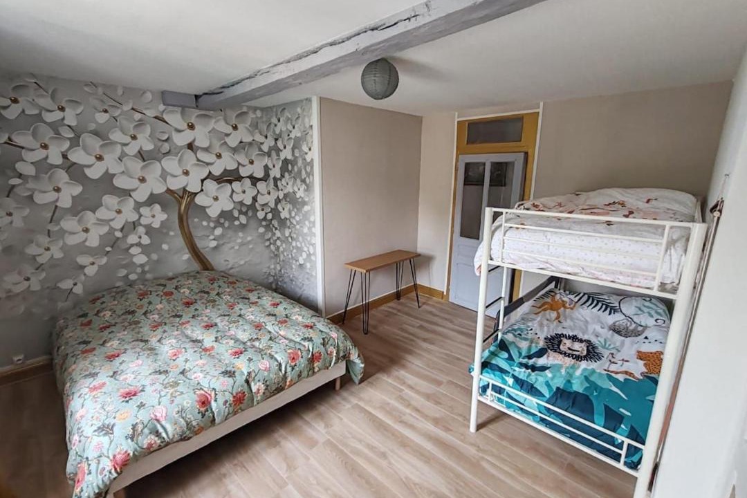 Photo of Bedroom in Thin-le-Moutier