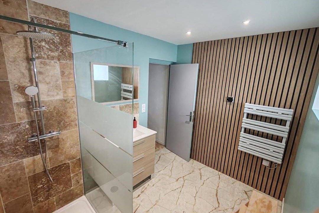 Photo of Bathroom in Thin-le-Moutier