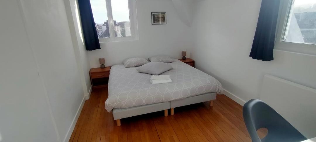 Photo of Bedroom in Elbeuf