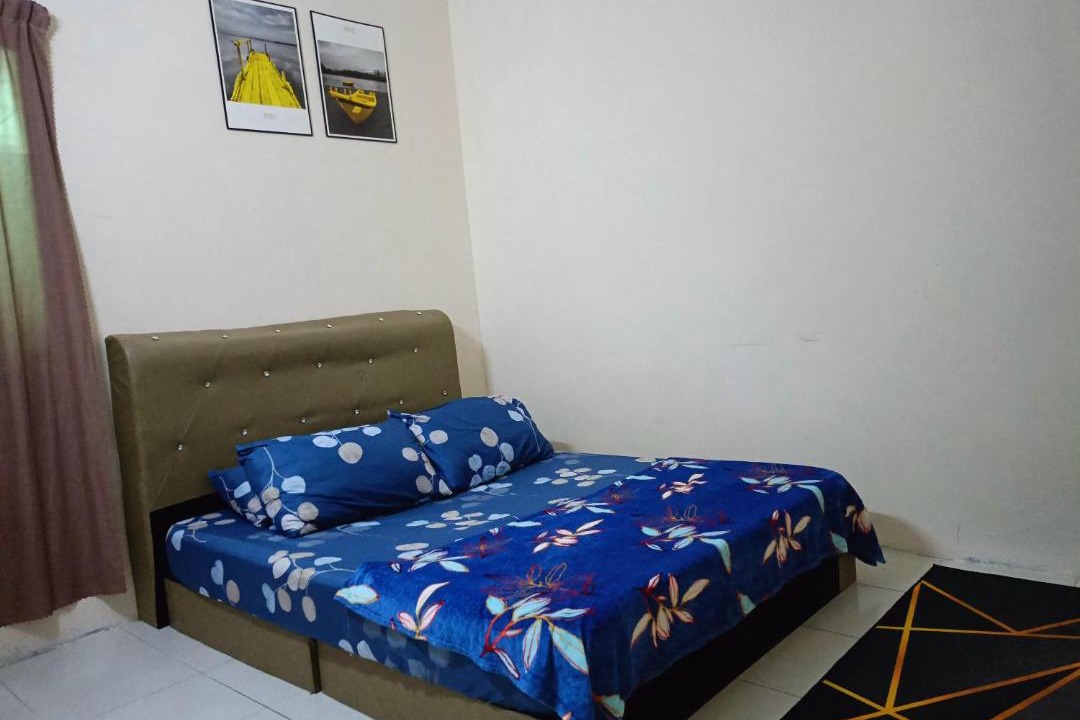 Photo of Bedroom in Kampung Raban