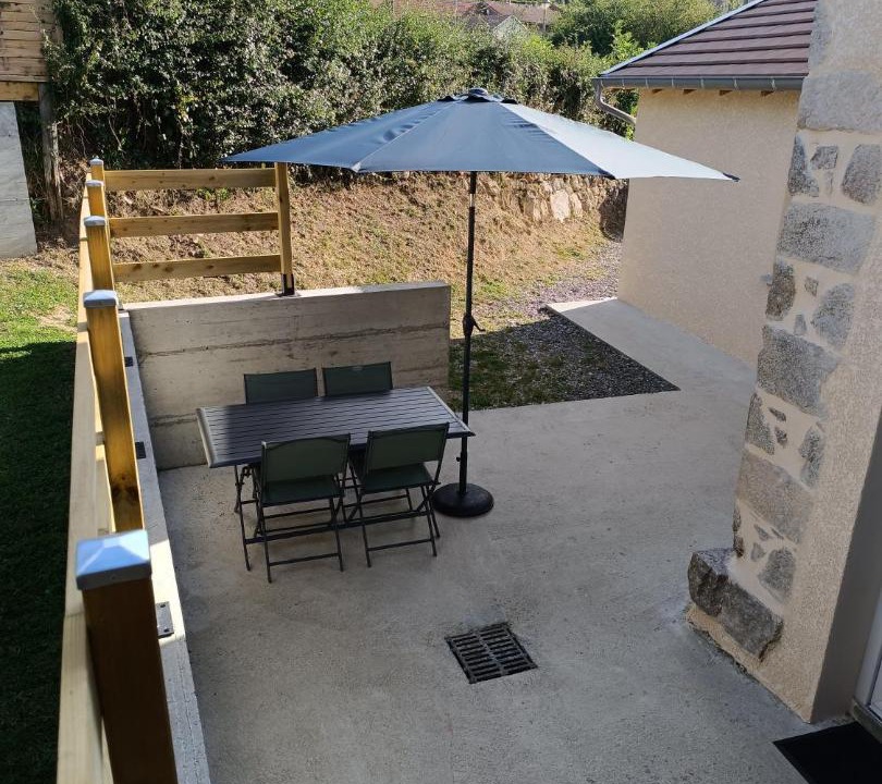 Photo of Patio Balcony in Matour