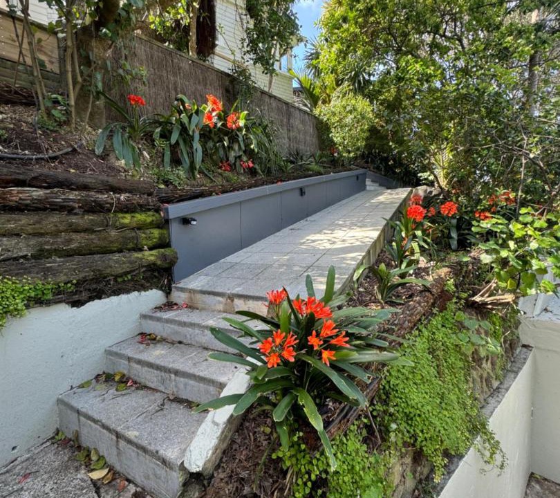 Photo of Others in Parnell