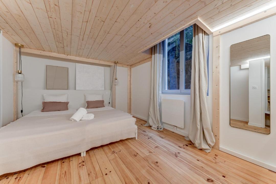 Photo of Bedroom in Griffon - Royale
