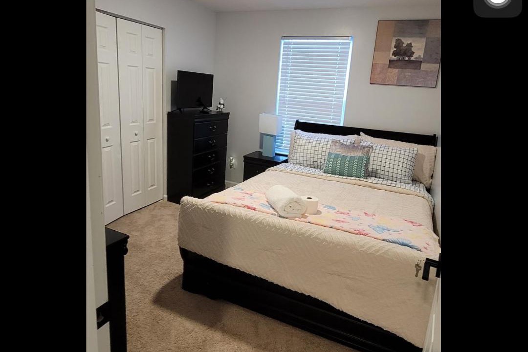 Photo of Bedroom in Grove City