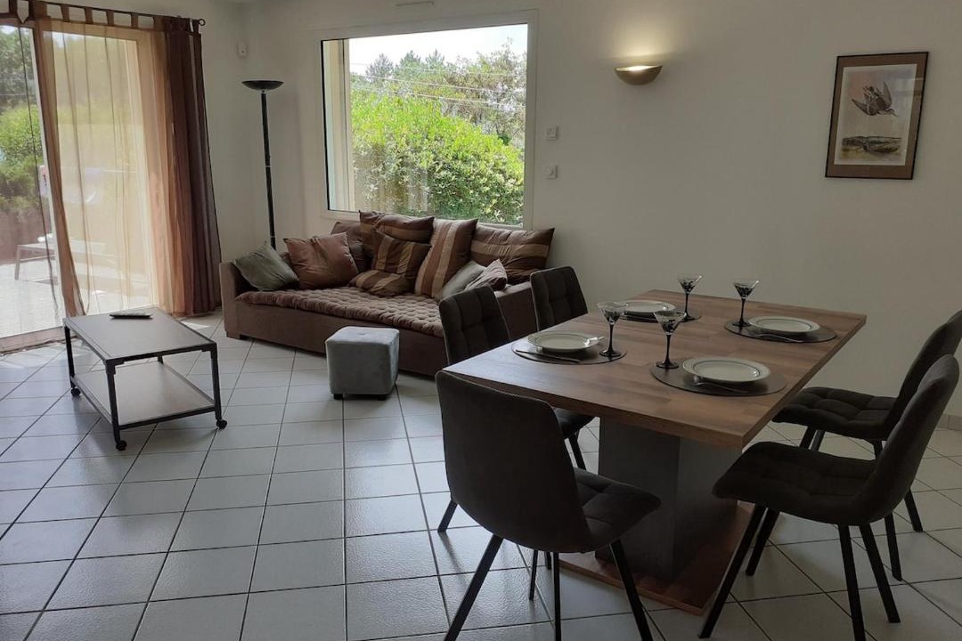 Photo of Others in Nyons