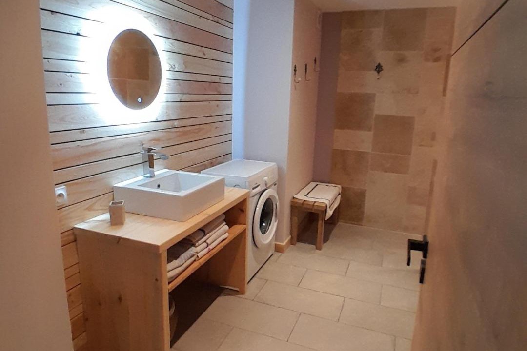 Photo of Bathroom in Monthureux-sur-Saone