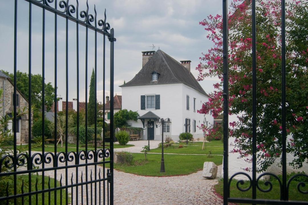 Photo of Others in Jasses