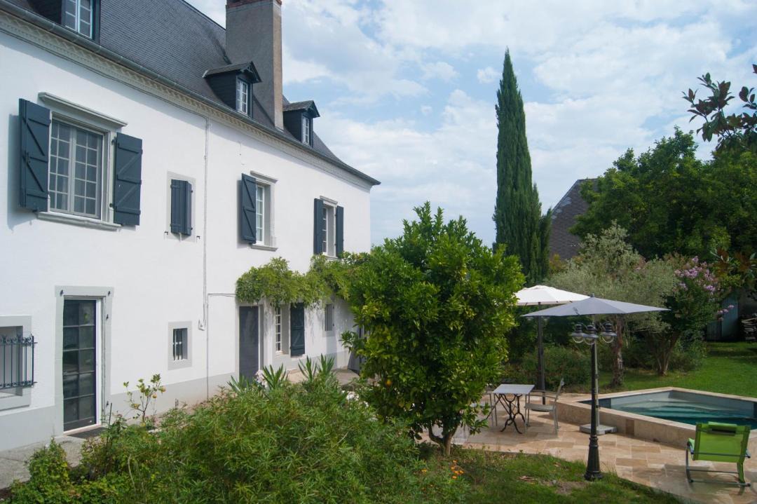 Photo of Others in Jasses