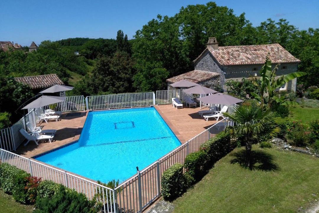 Photo of Others in Lolme