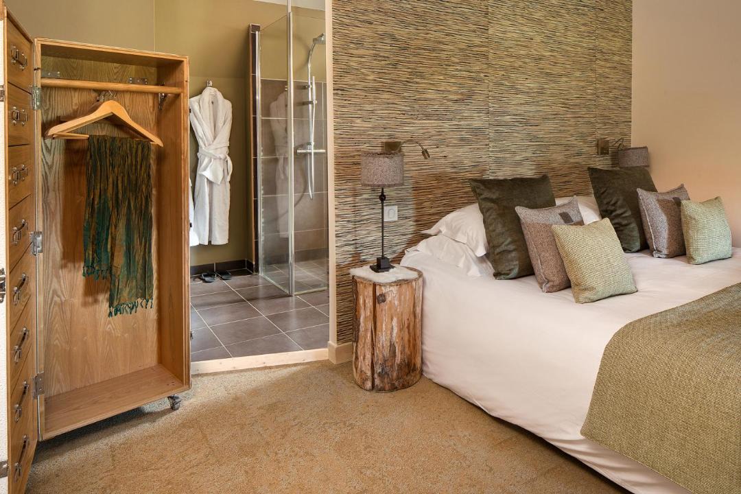 Photo of Bedroom in Neussargues en Pinatelle