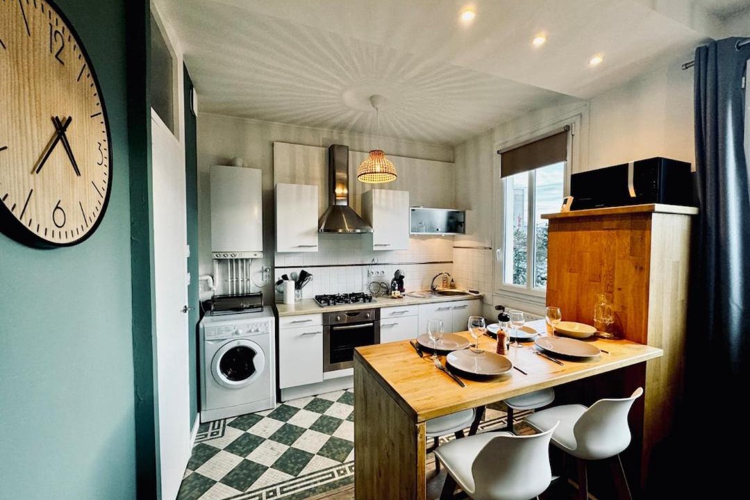 Photo of Kitchen in Saint-Helier