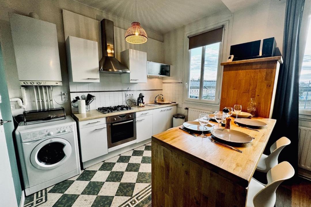 Photo of Kitchen in Saint-Helier