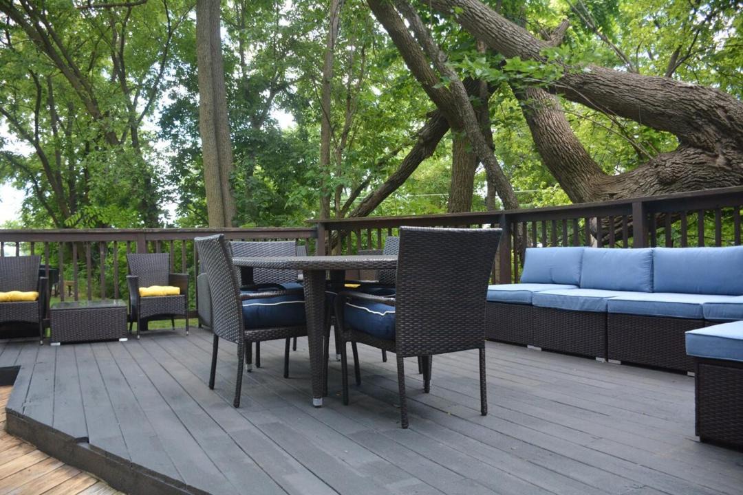 Photo of Others in Monticello