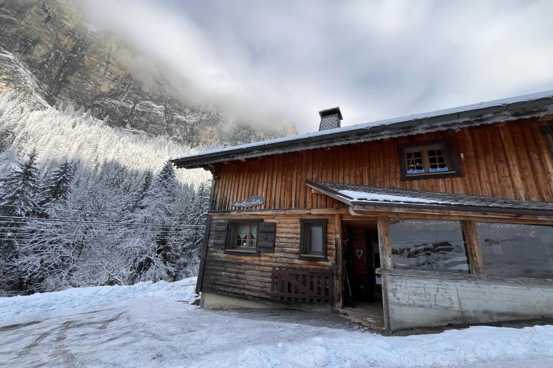 Photo of Others in Les Prodains