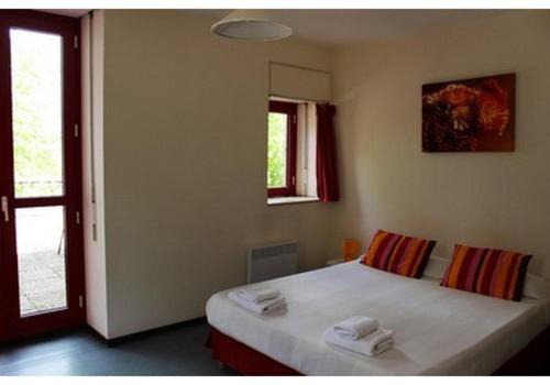 Photo of Others in Camares