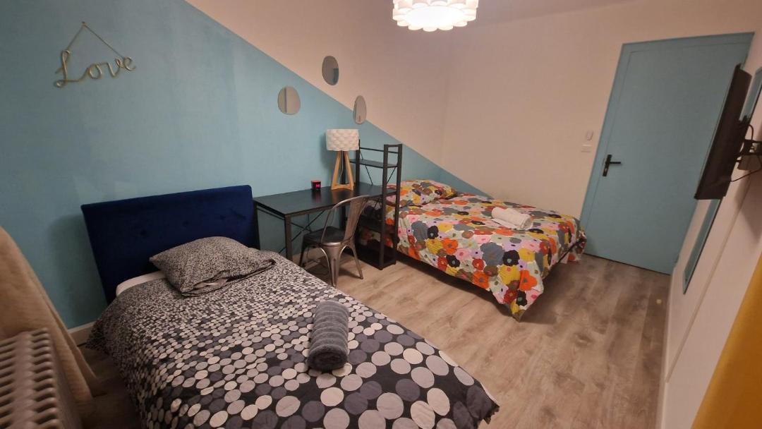Photo of Bedroom in Reze