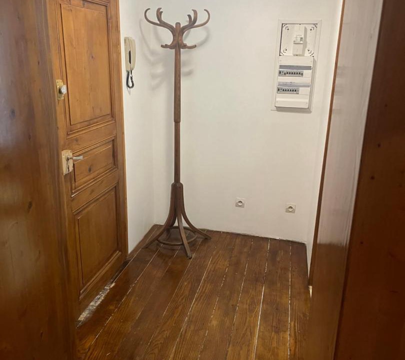 Photo of Others in Saales