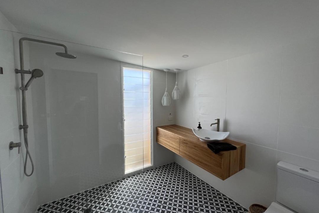 Photo of Bathroom in Warrenben