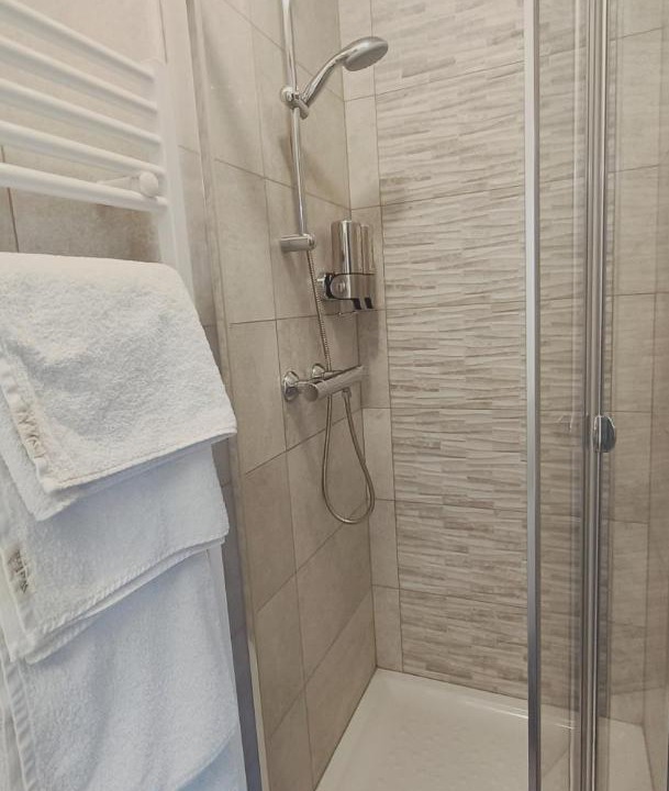 Photo of Bathroom in Mercurey