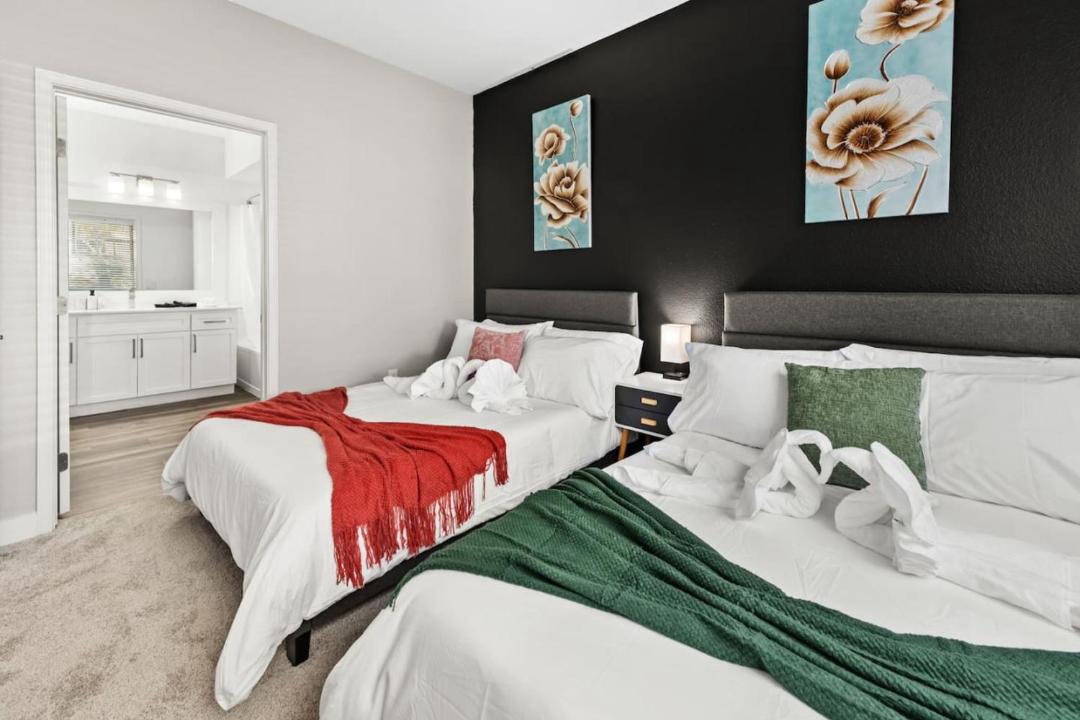 Photo of Bedroom in McDowell Mountain Apartments