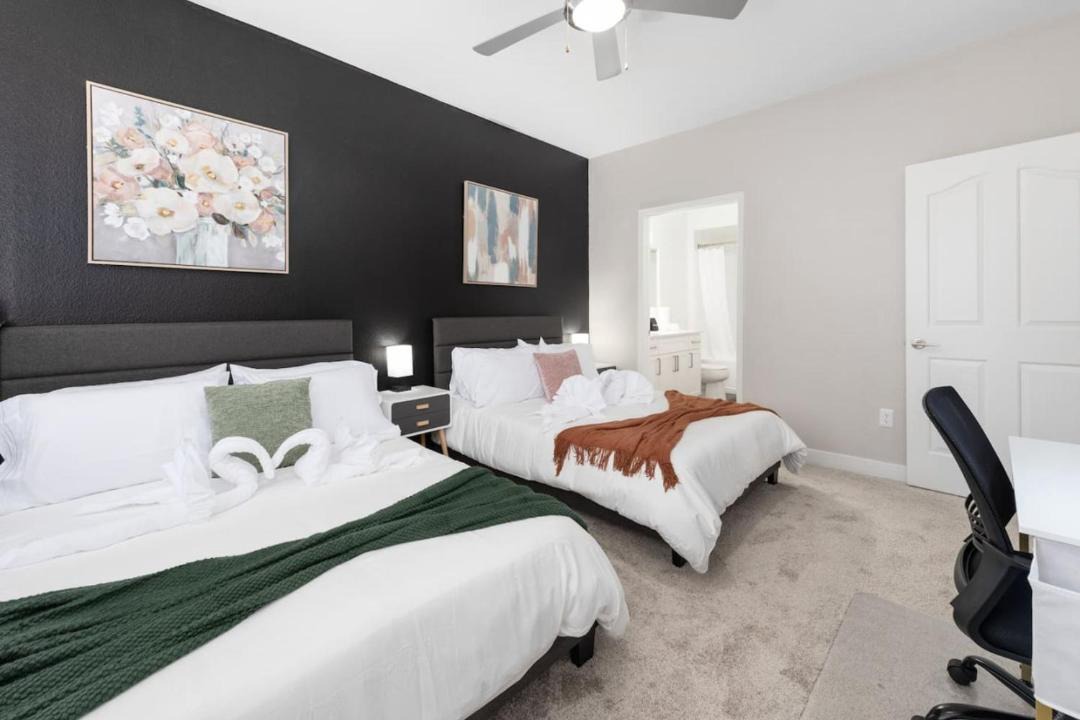 Photo of Bedroom in McDowell Mountain Apartments
