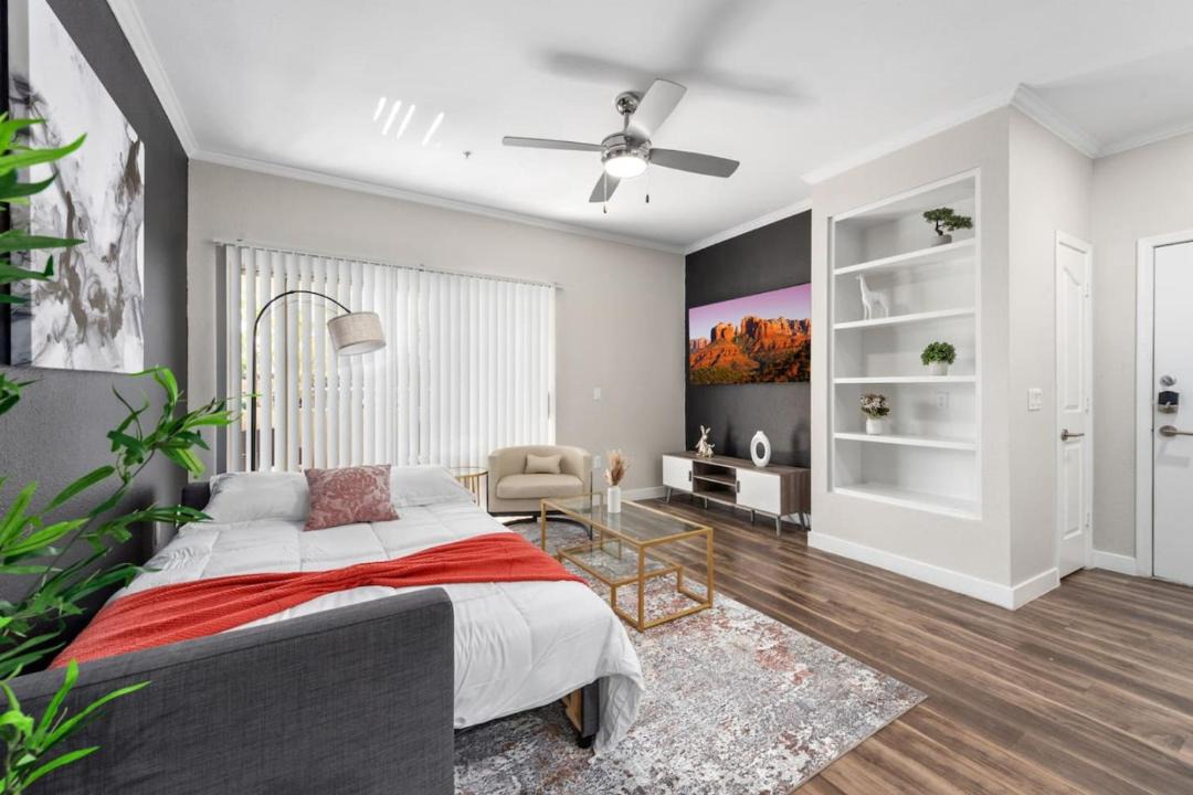 Photo of Bedroom in McDowell Mountain Apartments