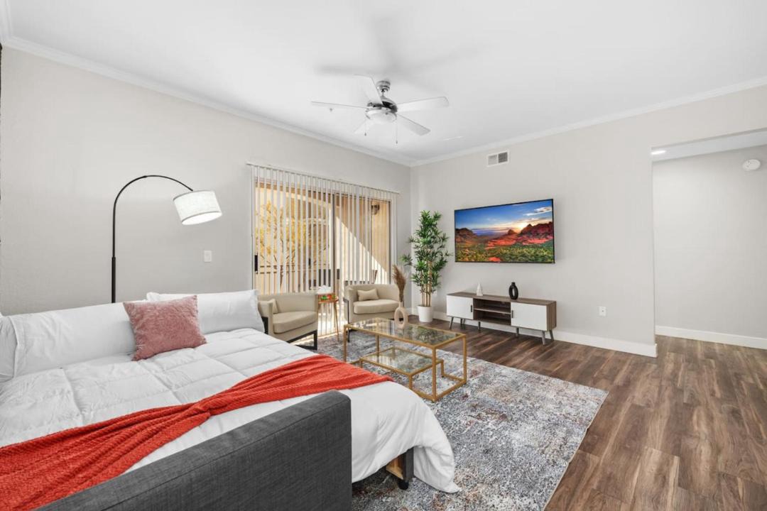 Photo of Bedroom in McDowell Mountain Apartments