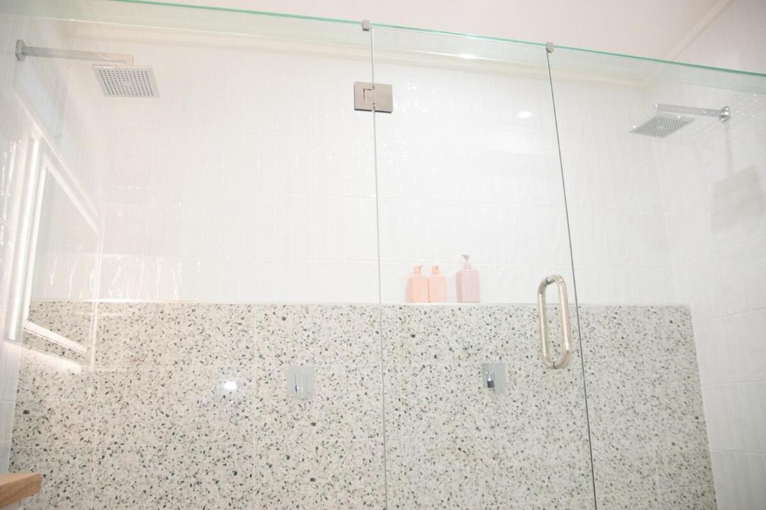 Photo of Bathroom in Terang