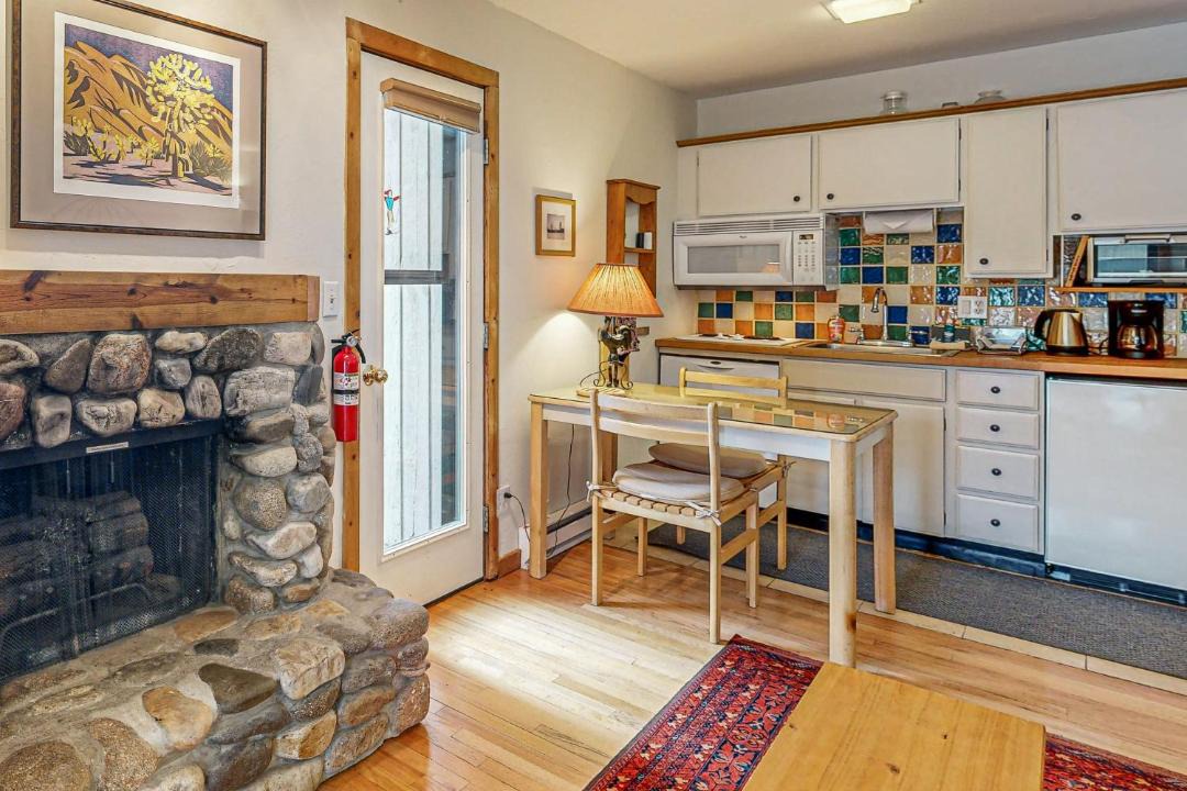 Photo of Kitchen in Warm Springs