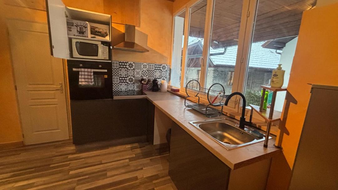 Photo of Kitchen in Sainte-Helene-sur-Isere