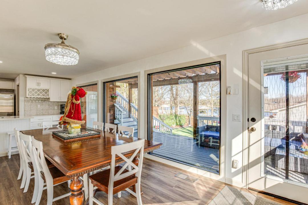 Photo of Others in Quinlan