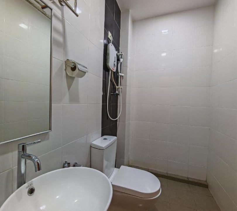 Photo of Bathroom in Tronoh