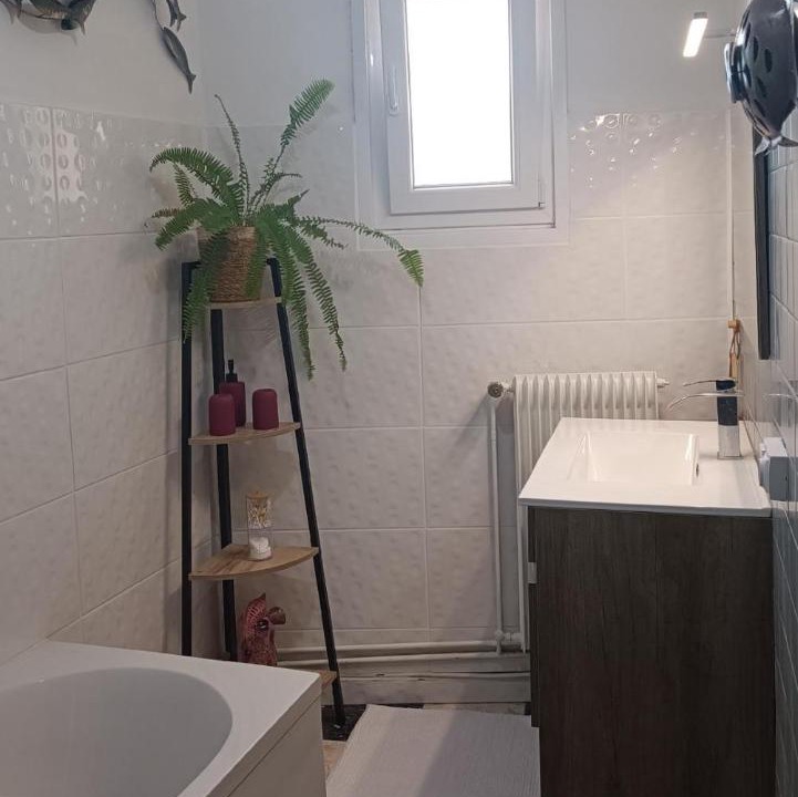 Photo of Bathroom in Latour-de-France