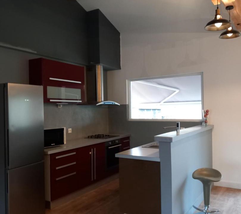 Photo of Kitchen in Saint-Bonnet-sur-Gironde