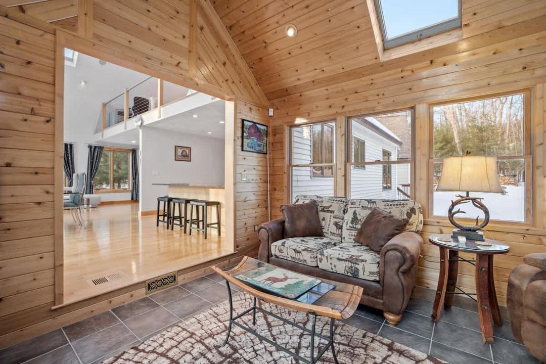 Photo of Others in Freedom