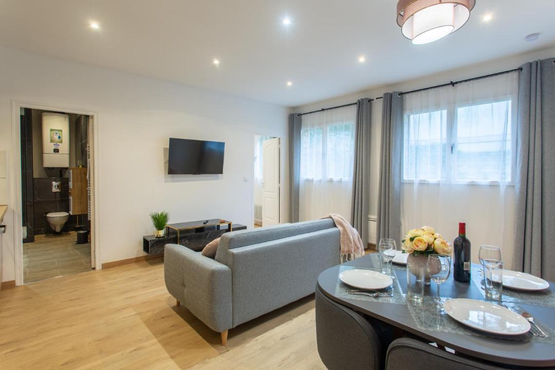 Photo of Others in Abbeville